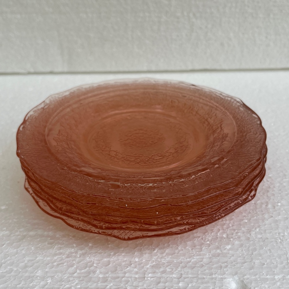 Vintage Set of 6 Federal Glass Company Normandy Pink Glass Salad Plates - Picture 5 of 5